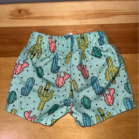 Cactus patterned boys swim trunks - Picture 2 of 3